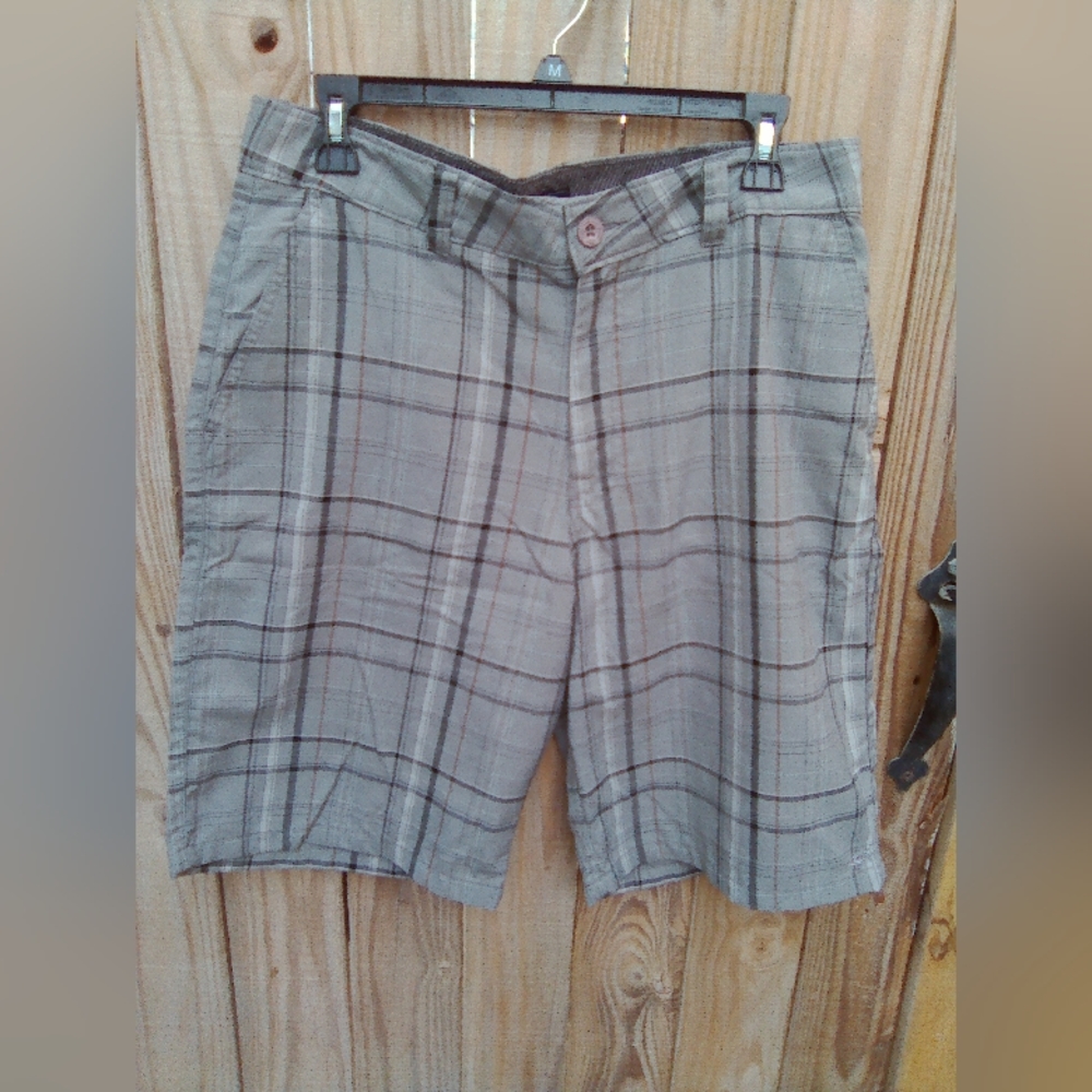 O'Neil 🍀 men's shorts sz 32 gray